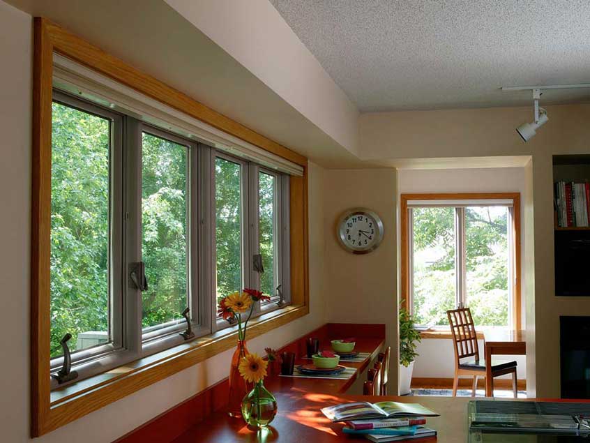 casement_windows_for_dining_room_image_940x705